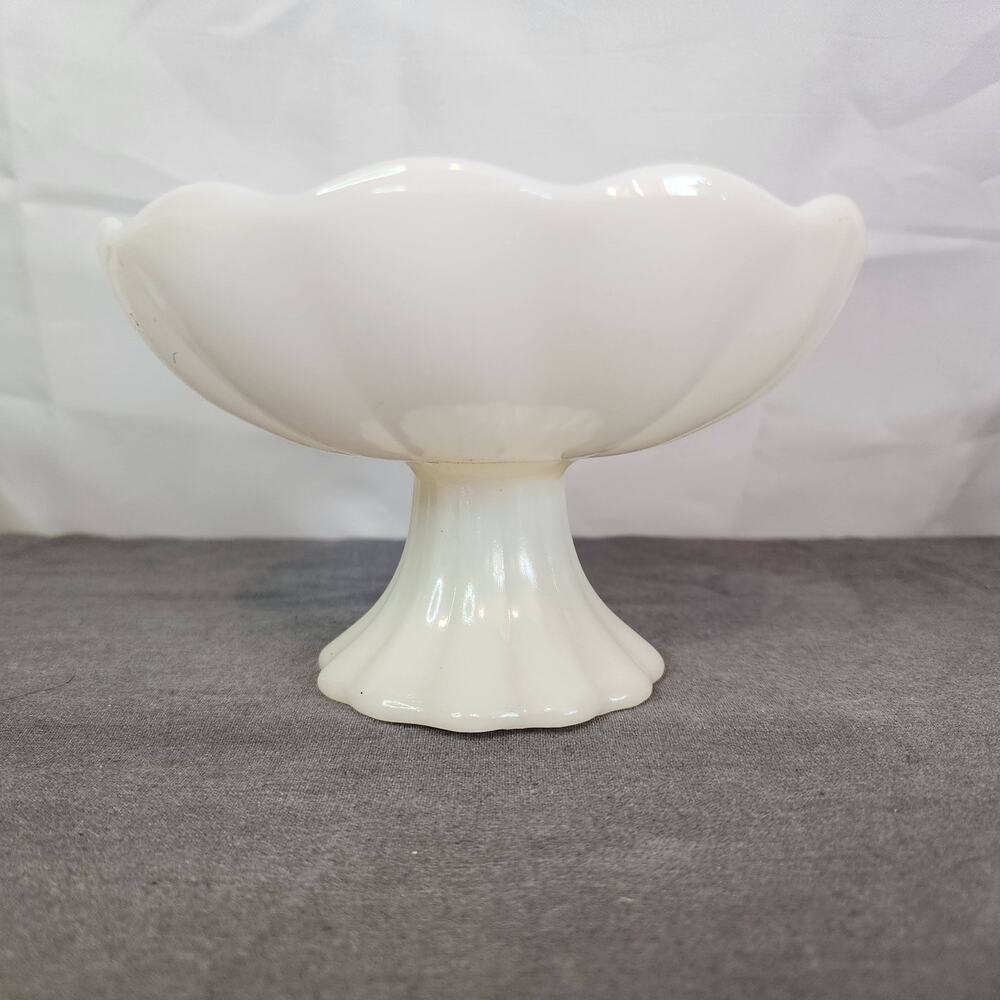 Fire King Anchor Hocking Glass IVORY Open Compote Pedestal Bowl 3.75" tall